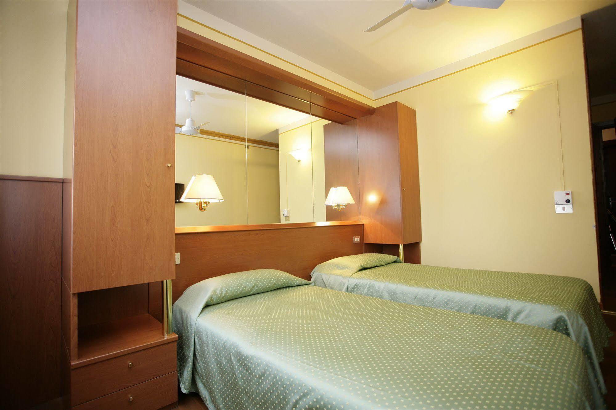 Hotel Ezzelino San Zenone Εξωτερικό φωτογραφία