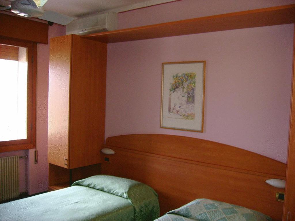 Hotel Ezzelino San Zenone Εξωτερικό φωτογραφία